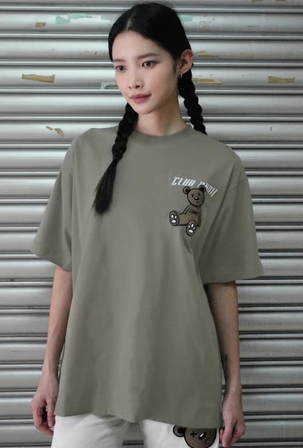OHNII Oversized Sitting Haughty Bear Cotton Jersey Tshirt - Khaki